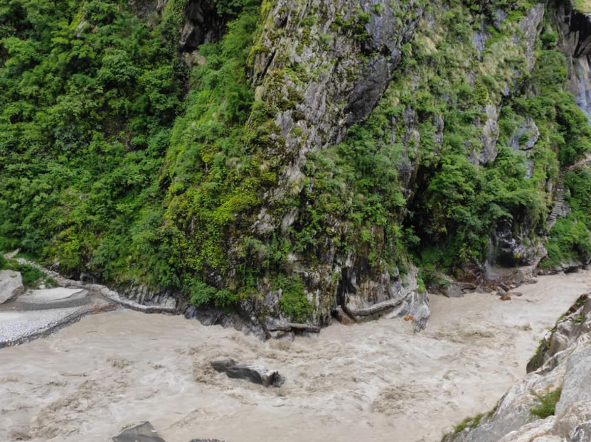 बन्दै छ दार्चुलाको छाङरु र टिङ्कर जोड्ने पैदल बाटो