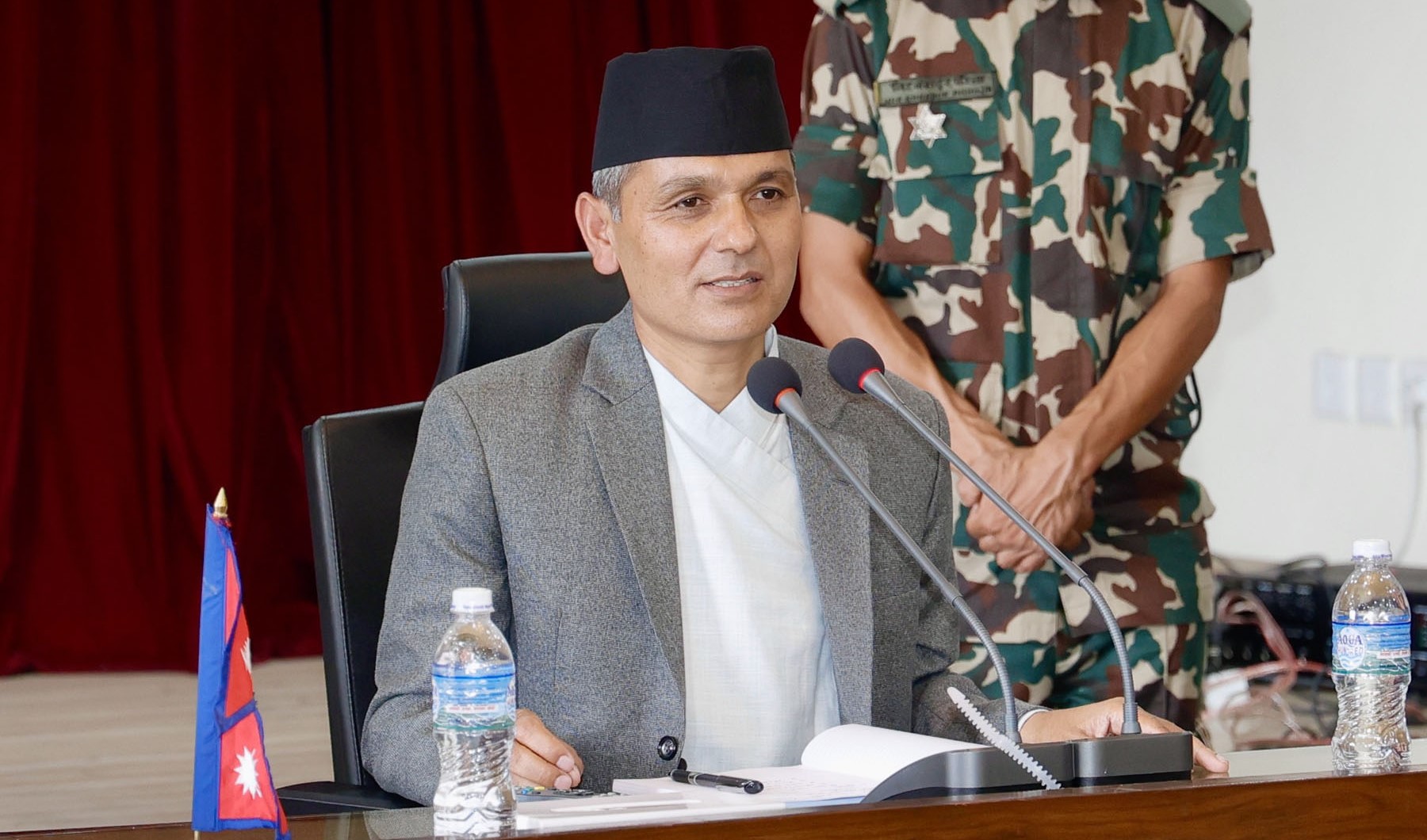 राजनीतिक दबाबमा रोकिएको ठूला अनुसन्धानको फाइल खोल्न सीआइबीलाई गृहमन्त्रीको निर्देशन
